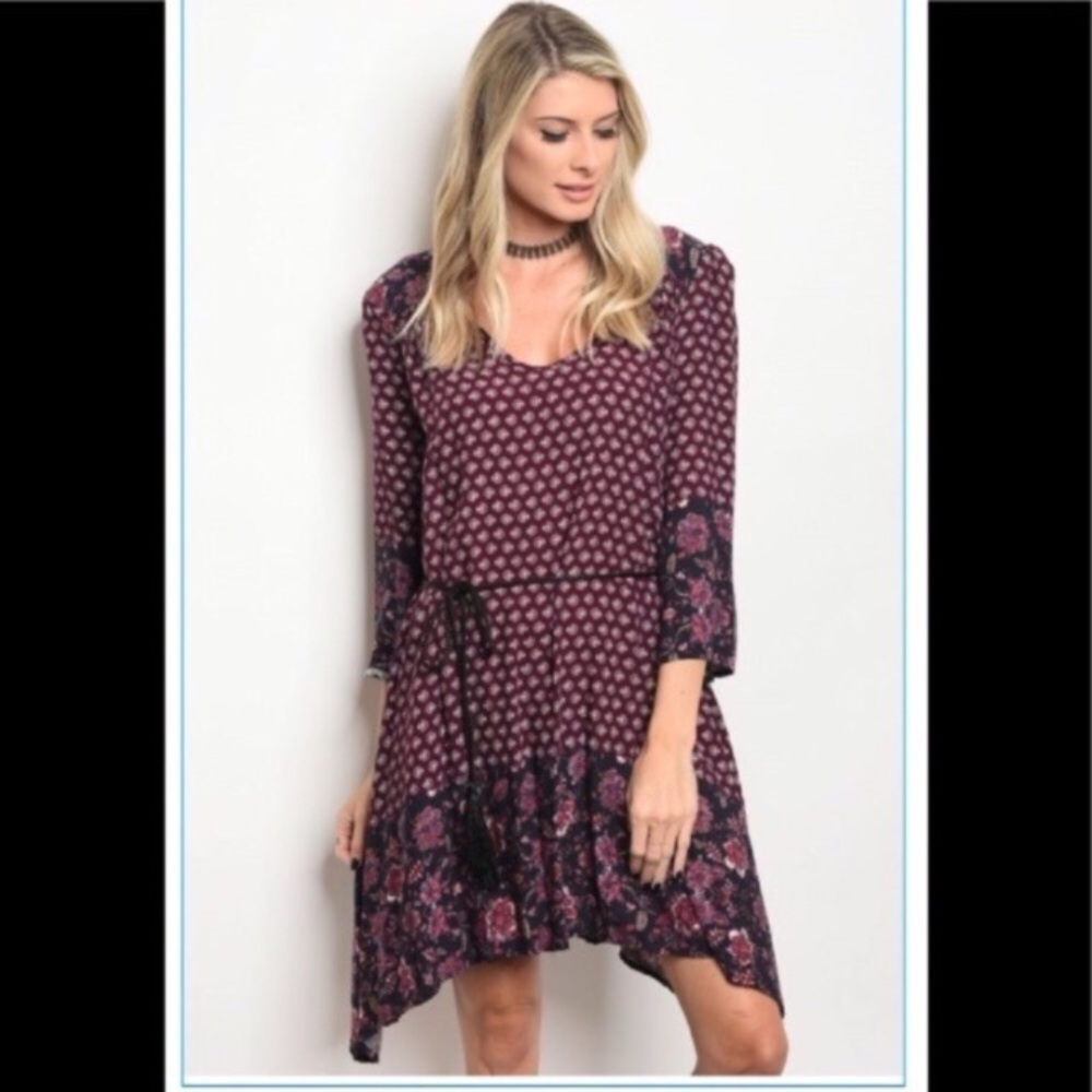 Love In Burgundy Navy Dress 

100% Rayon - Picture 2 of 6